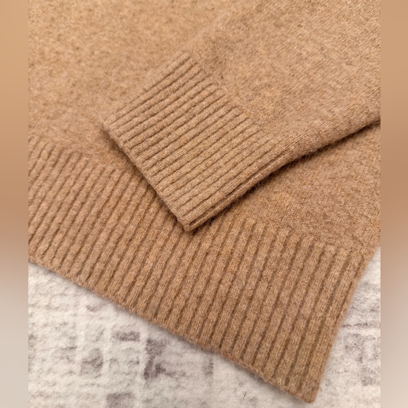 J. Crew Men's Camel Crewneck Sweater From The Extra Soft Collection-Size M - Picture 4 of 12